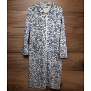 Daydream Berkshire Robe Housecoat Women Medium Blue Quilted Full Zip Comfy